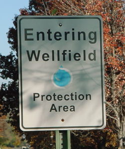 wellfield-area-sign